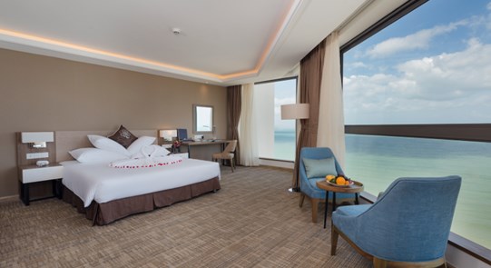 KHÁCH SẠN COMODO NHA TRANG