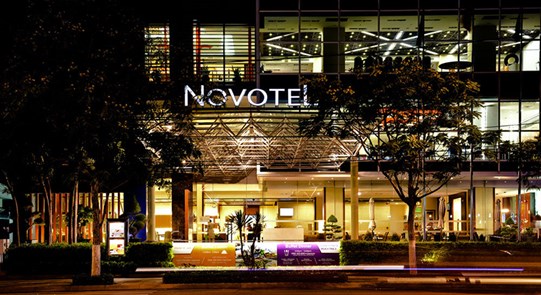 KHÁCH SẠN NOVOTEL NHA TRANG