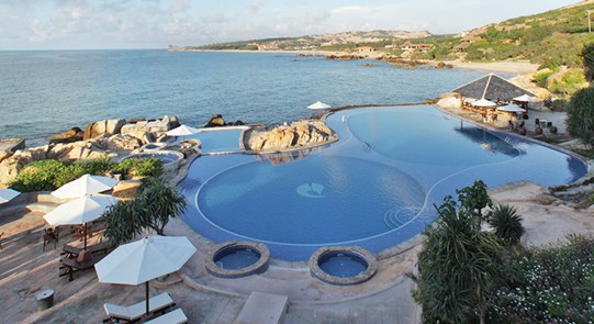 ROCK WATER BAY RESORT