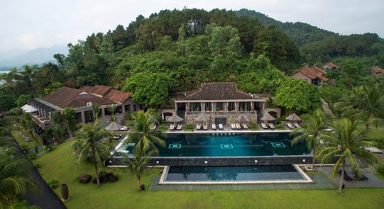 VEDANA LAGOON RESORT AND SPA